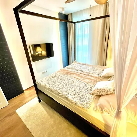 Apartment Vizparti Luxus Szantod